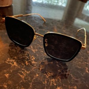 Bottega Venetta Sunnies